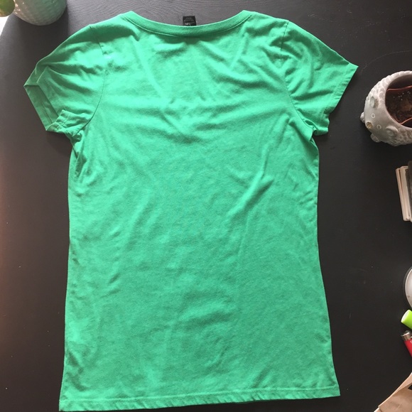 Green Zine, Schitt’s Creek, “Ew, David” tee - Picture 4 of 4